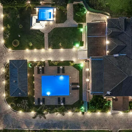Amalthia Villa Mouzákion