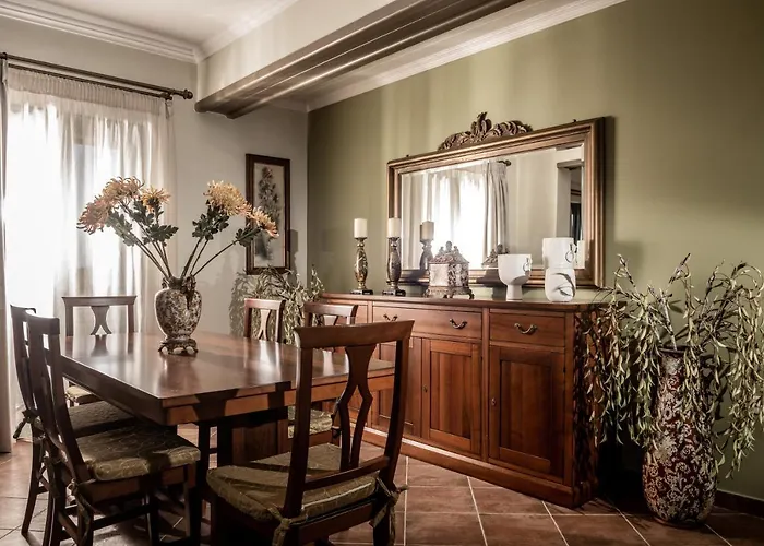 Amalthia Villa Mouzákion