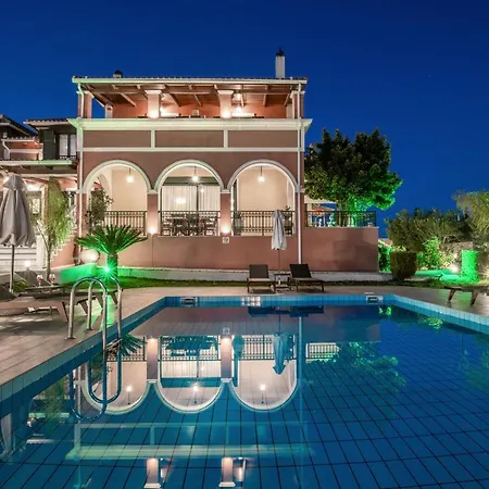 וילה Amalthia Mouzákion